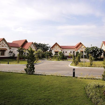 미앗 토 윈 호텔 Naypyidaw 객실 사진